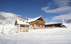 Hotel Bataclan Auron